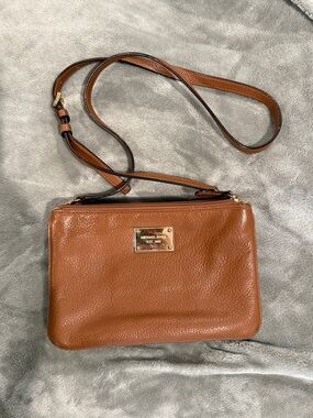 Michael Kors Tan Pebbled Leather Crossbody with Gold Plaque